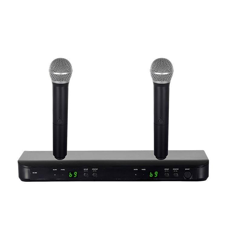 BLX88 2 Channels UHF Wireless Microphone