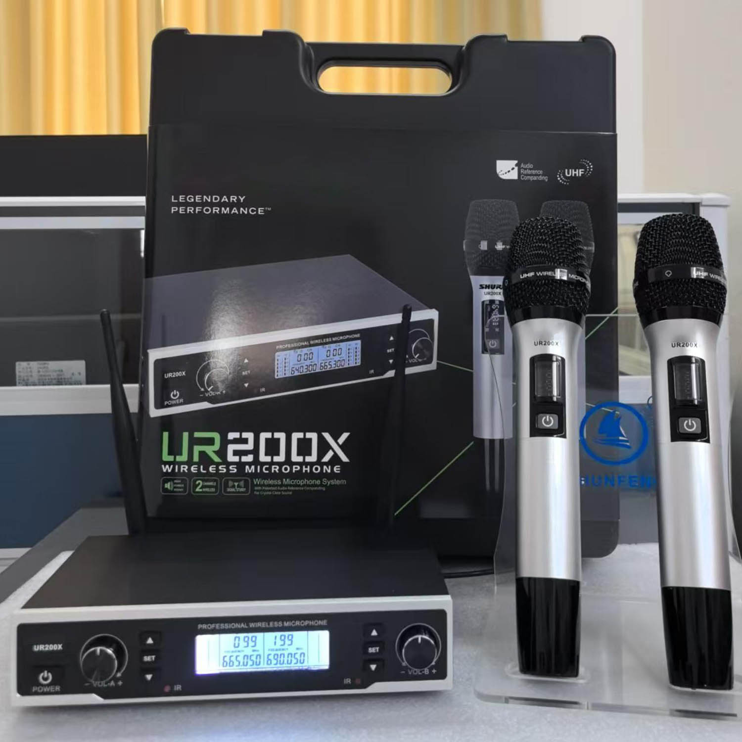ELEGAUDIO UR200X dual-channel professional wireless microphone system