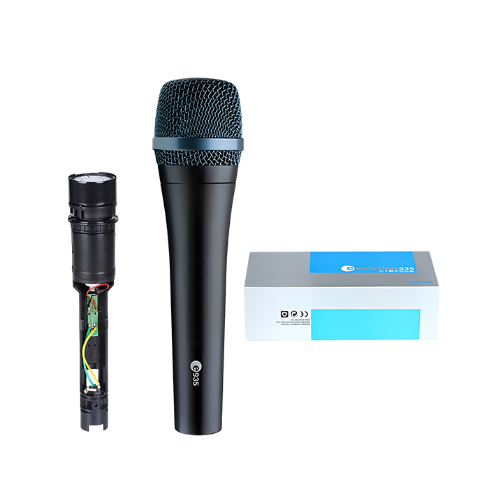 E935 Black Wired Microphone